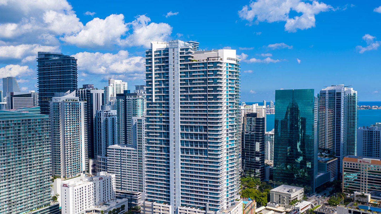 Infinity at Brickell: el edificio por fuera, en Miami.