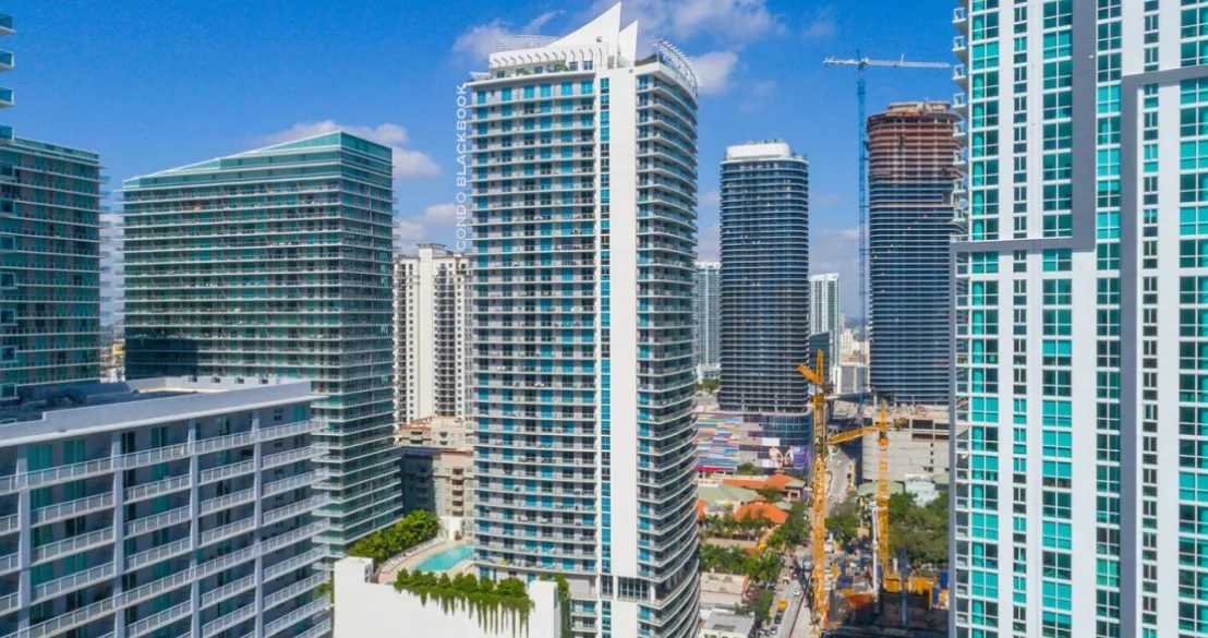 Millecento: el edificio por fuera, en Miami.