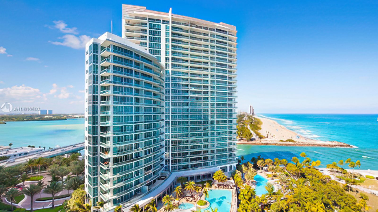 The Ritz-Carlton Bal Harbour: the building from outside, in Bal Harbour.